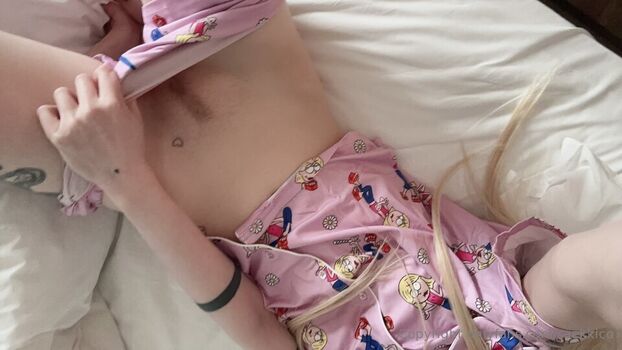 Full leaked Saekkico page private onlyfans photo