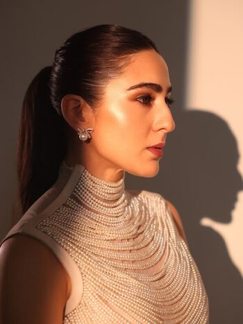 Full leaked Sara ali khan private onlyfans photo