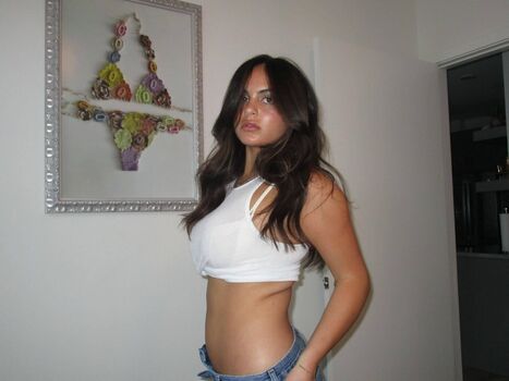 Sarabella Harris
