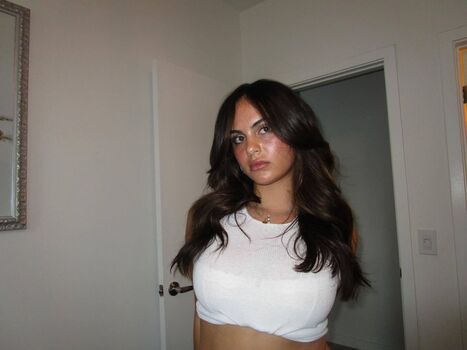 Sarabella Harris