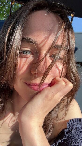 Full leaked Sarah desjardins page private onlyfans photo