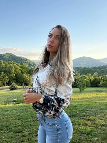 Full leaked Sarah houchens private onlyfans photo