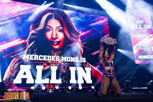 Sasha Banks