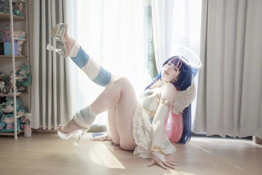 Saya Scarlet
