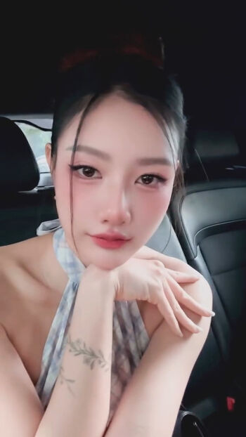 sexyangle_lookwa