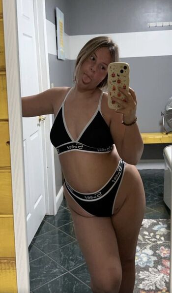 Full leaked Sexybrat private onlyfans photo