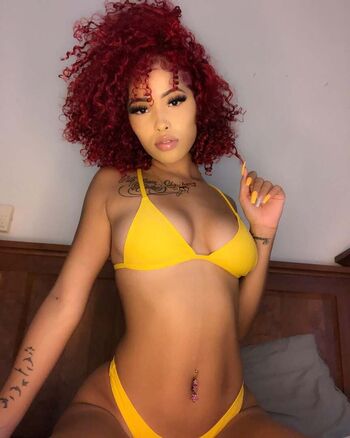 Full leaked Shanae private onlyfans photo