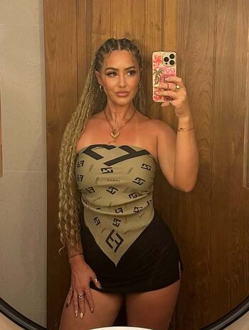 Full leaked Shannon henry private onlyfans photo