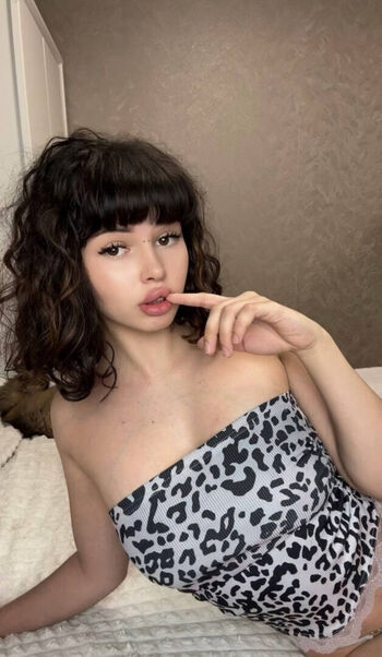 Full leaked Shymoonwaify page private onlyfans photo