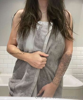 Full leaked Sienna rae private onlyfans photo
