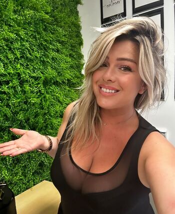 Full leaked Simona romano private onlyfans photo