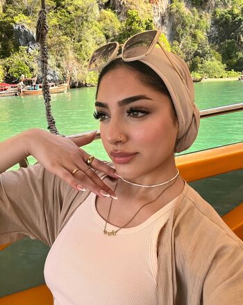 Full leaked Sisterhood private onlyfans photo