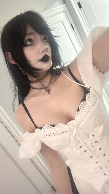 Full leaked Skaresaccount private onlyfans photo