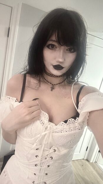 Full leaked Skaresaccount private onlyfans photo