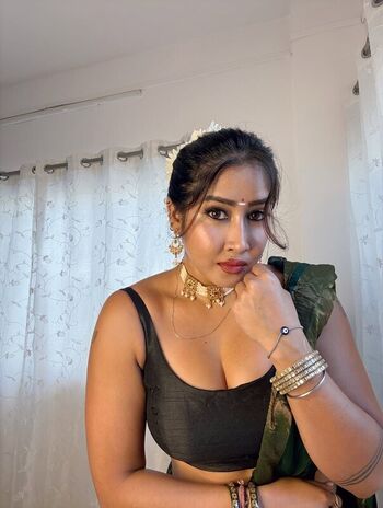 Full leaked Sofia ansari private onlyfans photo