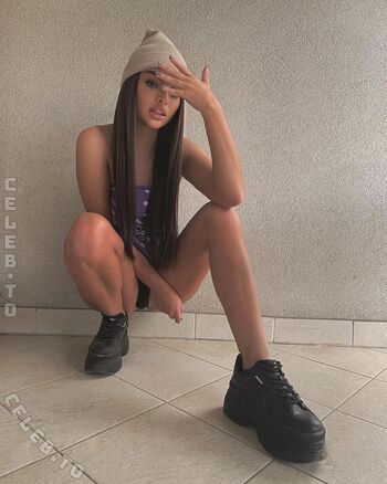 Full leaked Solangejuraszik private onlyfans photo