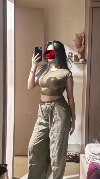 Full leaked Somya kodan page private onlyfans photo