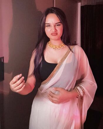 Full leaked Somya kodan page private onlyfans photo