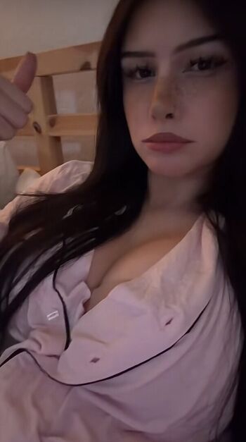 Full leaked Sophiaclaire private onlyfans photo