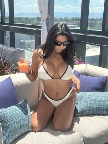 Full leaked Sophiaofficials private onlyfans photo