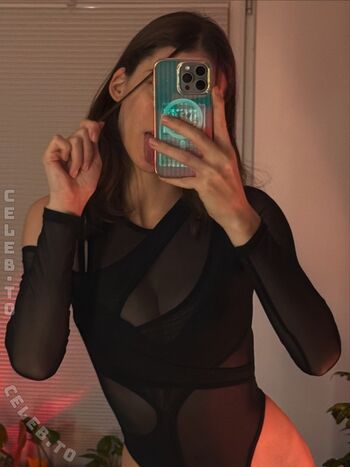 Full leaked Sophiekc private onlyfans photo