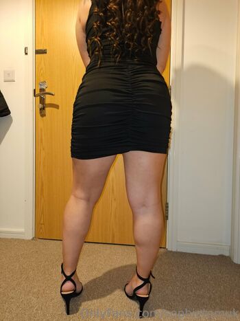 Full leaked Sophietomuk private onlyfans photo