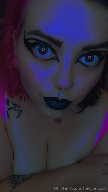 Full leaked Spicybrixoxo private onlyfans photo