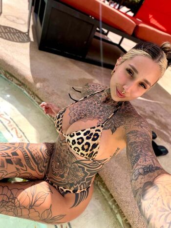 Full leaked Split tongue bri private onlyfans photo