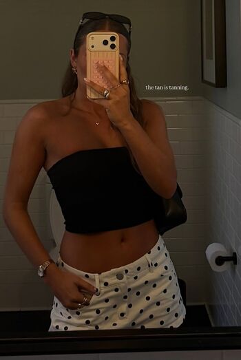 Full leaked Sports presenters private onlyfans photo