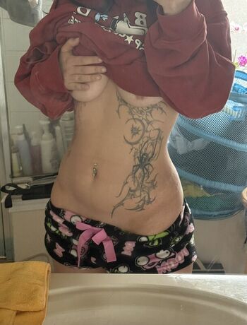 Full leaked Stefnisu private onlyfans photo