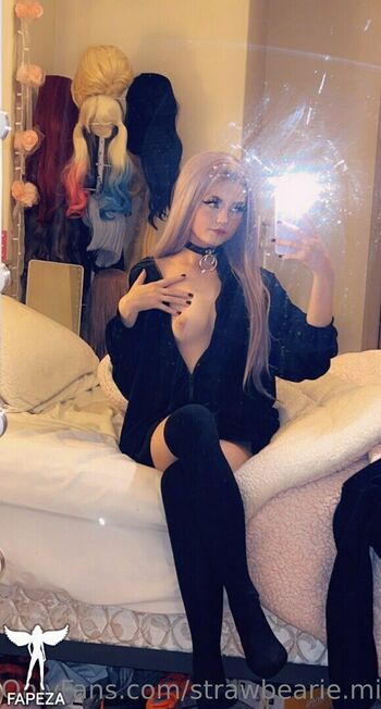 Full leaked Strawbeariemilk private onlyfans photo