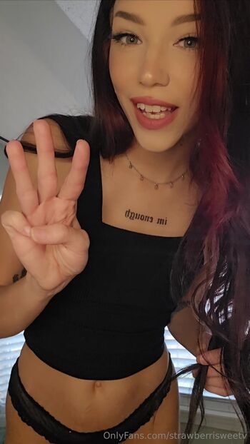 Full leaked Strawberrisweetv private onlyfans photo