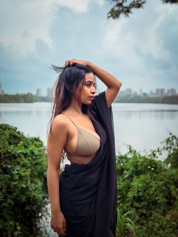 Full leaked Suhana khan private onlyfans photo