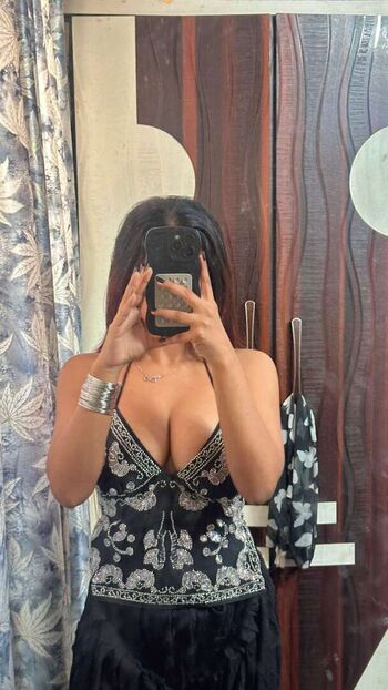 Full leaked Suhana khan private onlyfans photo