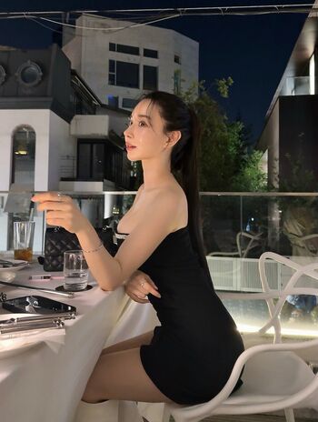 Full leaked Suyeon park private onlyfans photo