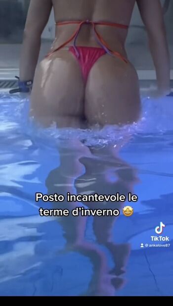 Full leaked Sweet girl private onlyfans photo
