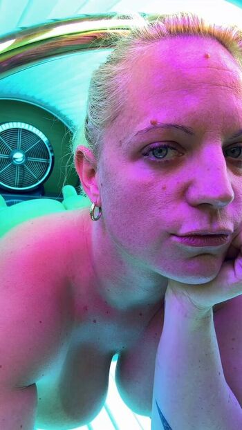 Full leaked Szuzy blue private onlyfans photo
