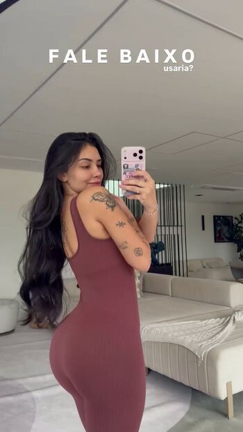 Taina Costa