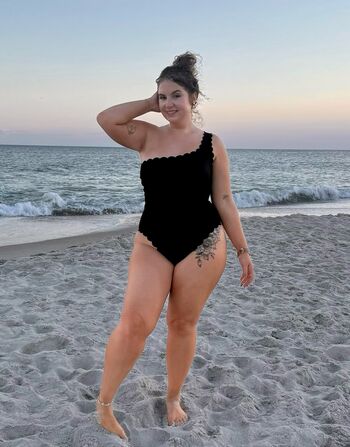 Full leaked Tara howlett private onlyfans photo
