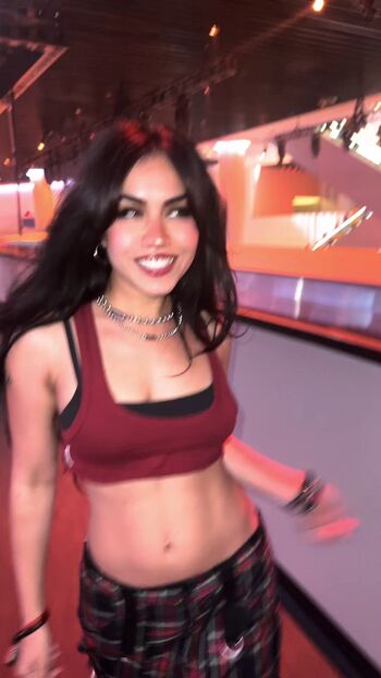 Tara Yummy