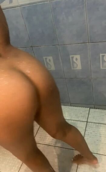 Taty Valle