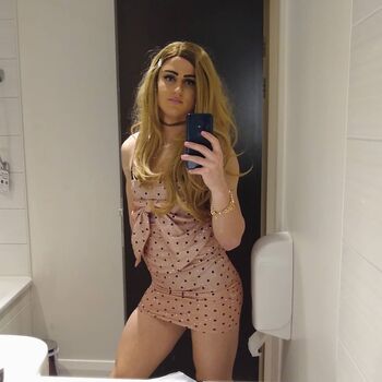 Full leaked Tayrosiee private onlyfans photo