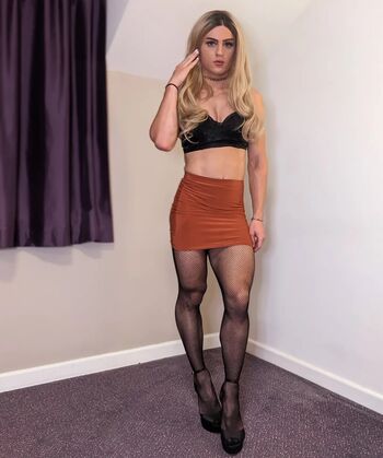 Full leaked Tayrosiee private onlyfans photo