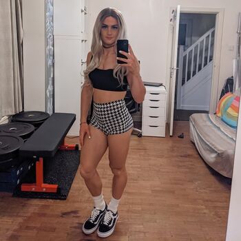 Full leaked Tayrosiee private onlyfans photo