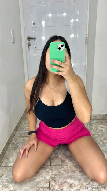 Full leaked Tellmebitch private onlyfans photo