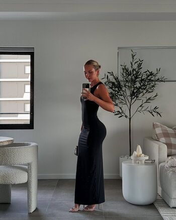 The Definitive 'Petite With An Ass' Megathread