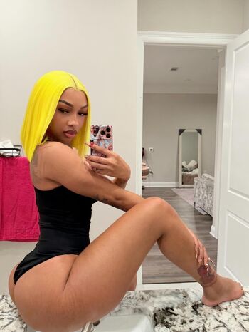 theariejay