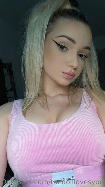 Full leaked Thedolllovesyou private onlyfans photo