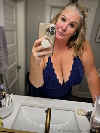 Full leaked Thesecupsrunnethover private onlyfans photo