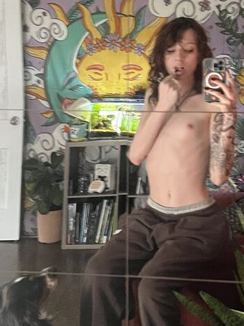 Full leaked Tomis party private onlyfans photo